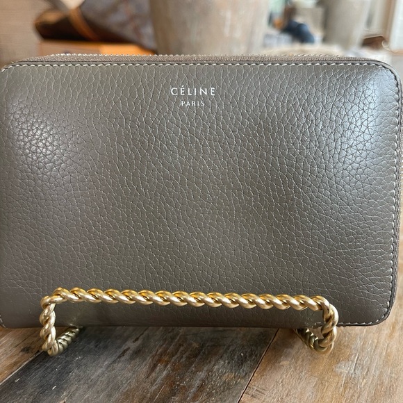 Authentic Celine Bifold Zippy wallet - Picture 13 of 13
